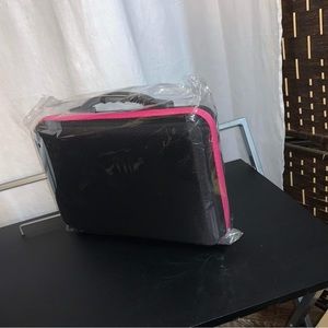 Carry Case in black with magenta zipper comes with 60 bottles and tools